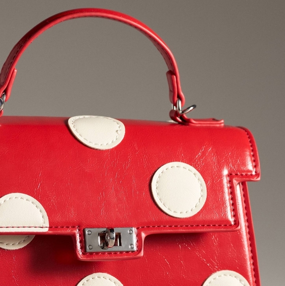 NEW Melie Bianco Polka Dot Handbag - Picture 3 of 3
